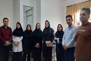 تجلیل از کارکنان واحد علوم آزمایشگاهی شبکه بهداشت و درمان لامرد